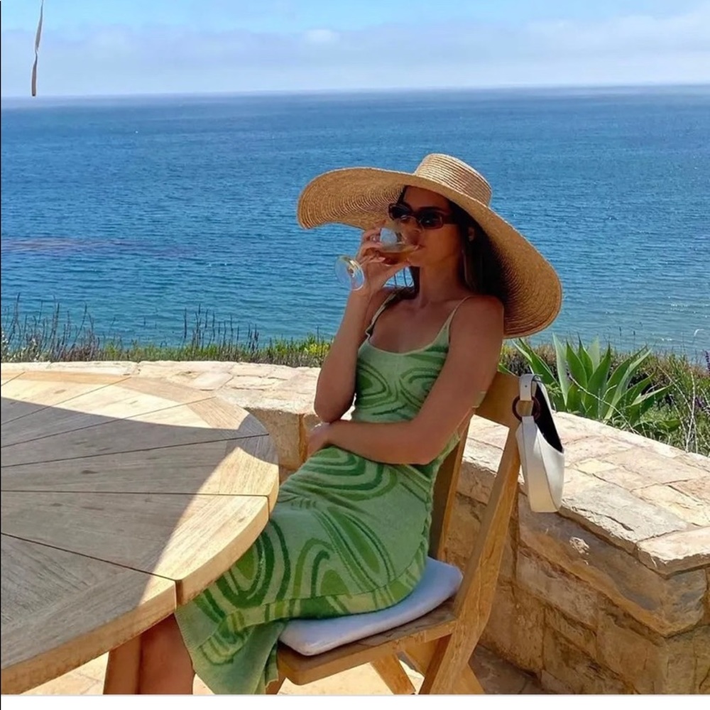 House of sunny green knit dress